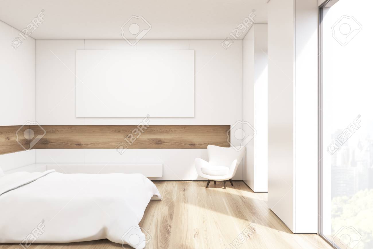 Vista Lateral Del Dormitorio Con Una Cama Doble Con Cubiertas