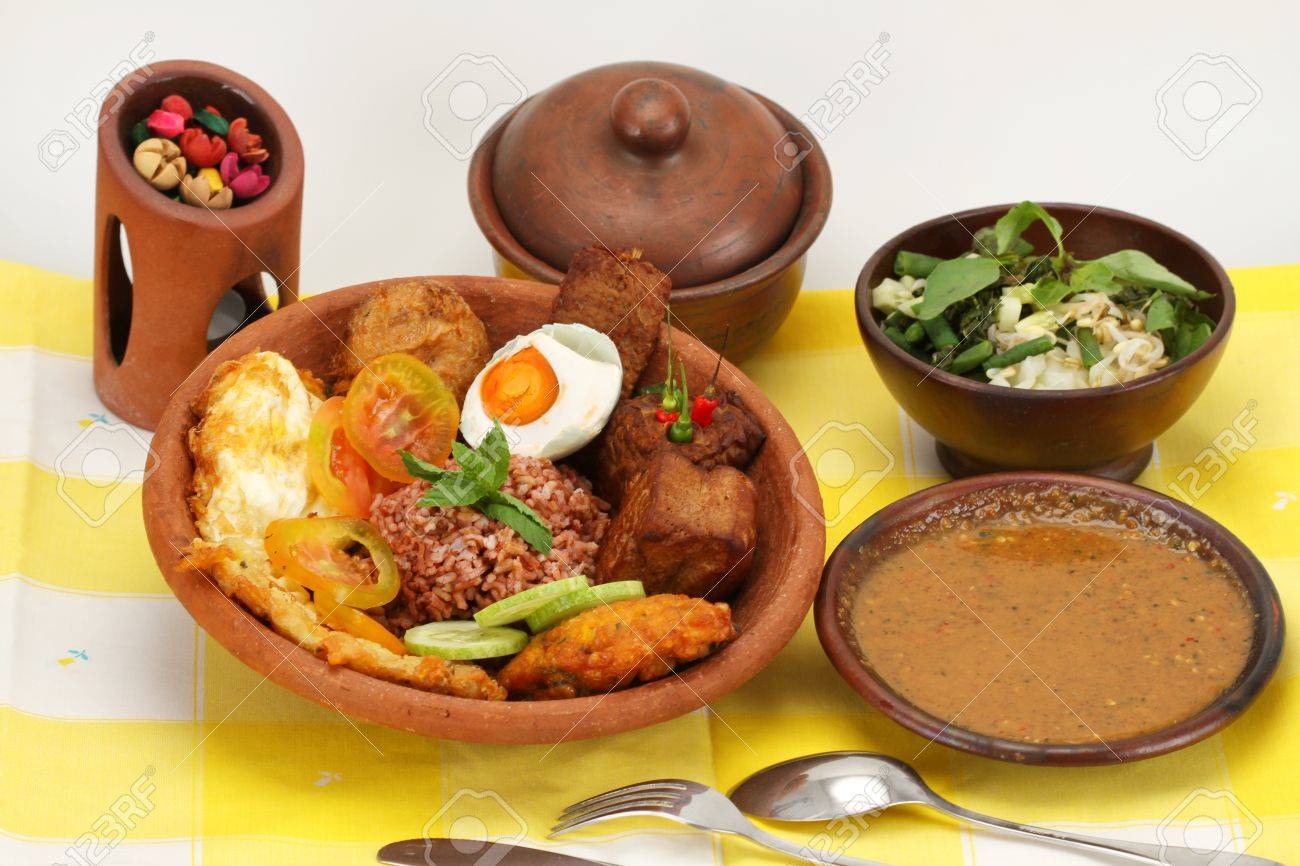 pecel インドネシア料理 ロイヤリティーフリーフォト ピクチャー 画像