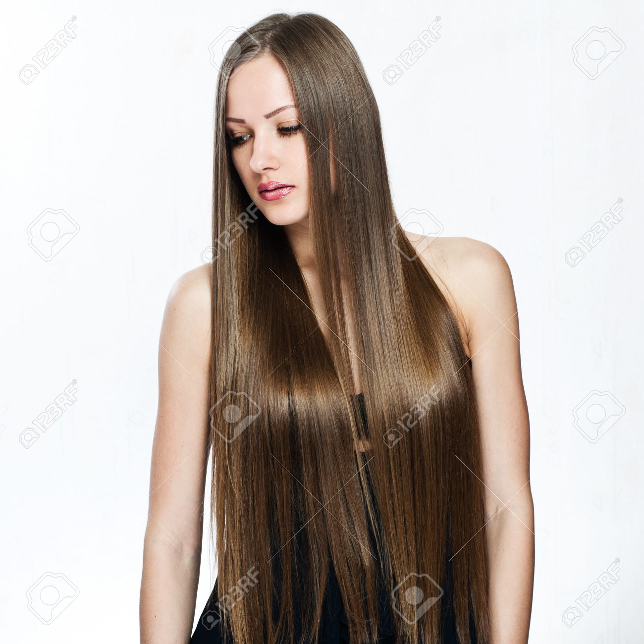 美しい少女 健康な髪は長い 美しさのモデルの女性 の写真素材 画像素材 Image