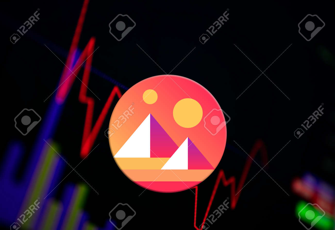 거래소 차트의 디센트럴랜드 마나 암호화폐 코인 성장 차트 로열티 무료 사진, 그림, 이미지 그리고 스톡포토그래피. Image  170689835