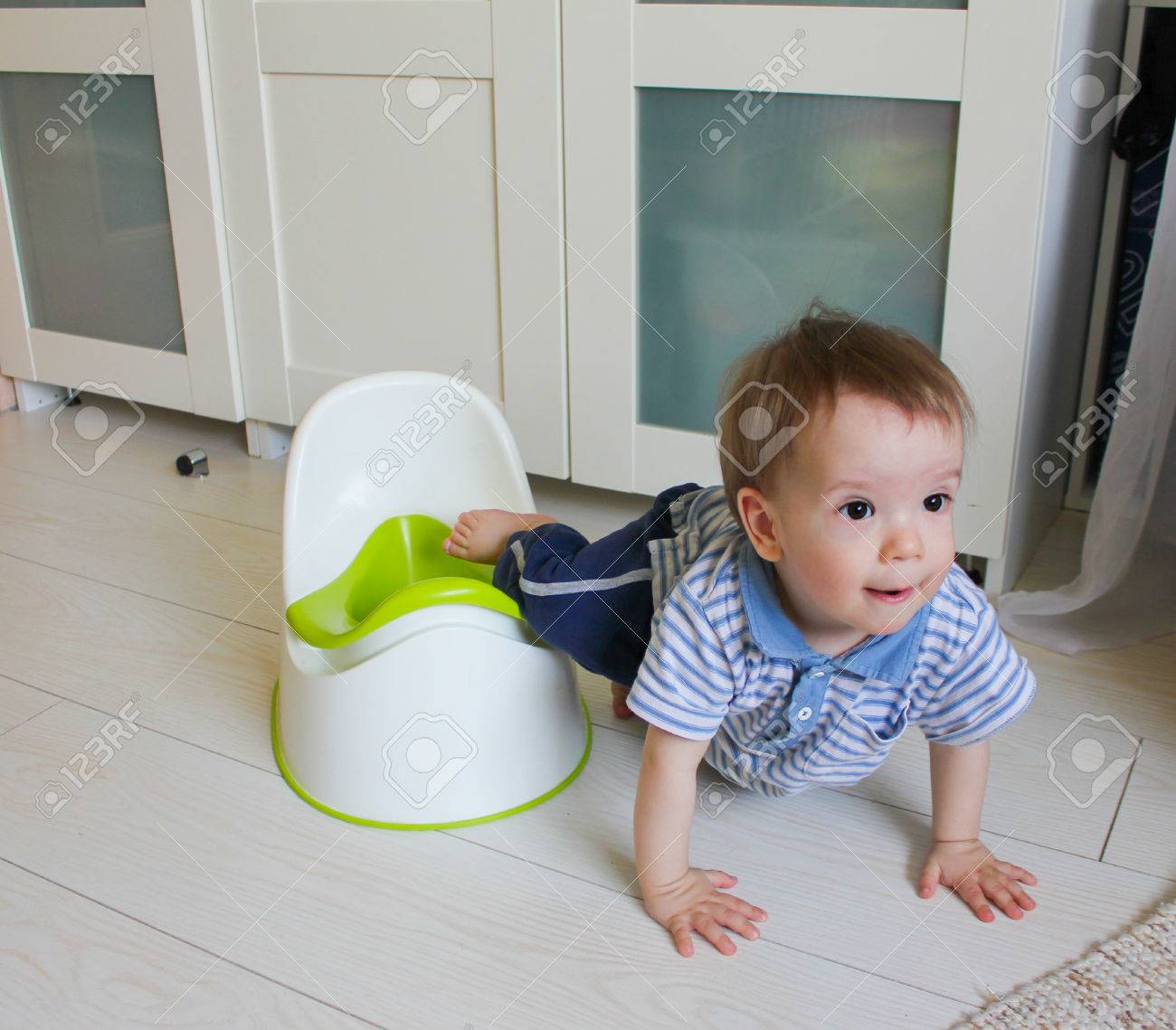 When to accustom to the pot When to accustom to the pot