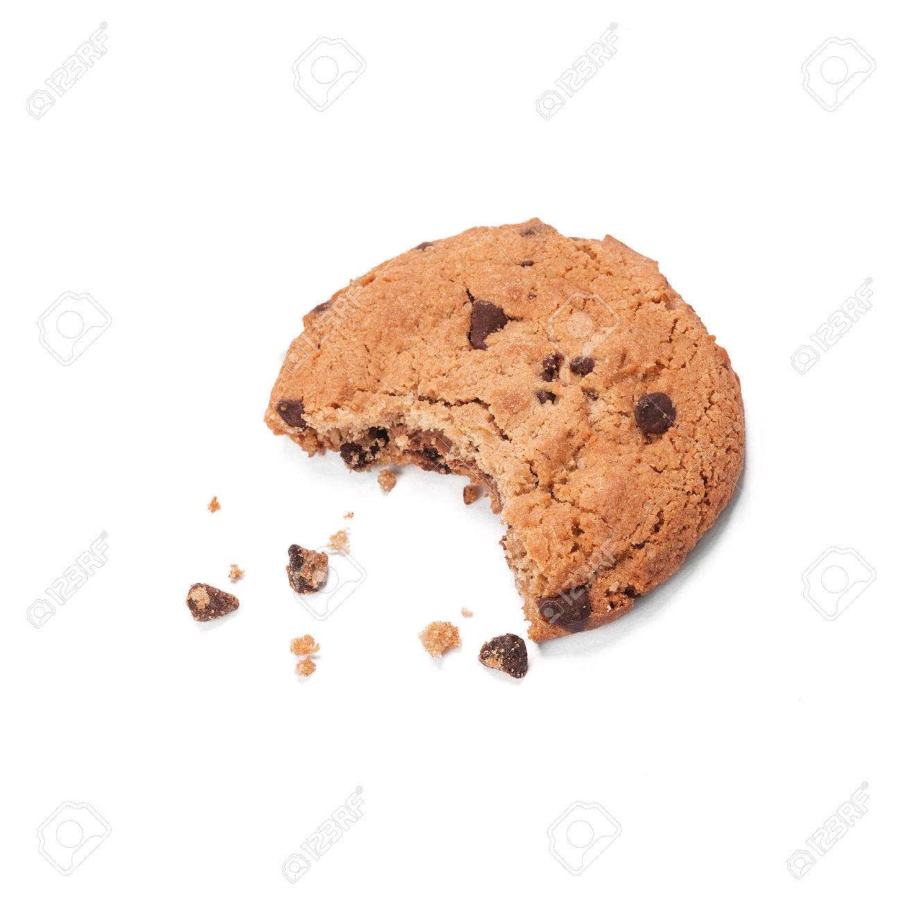 Single Runden Schokoladenkeks Mit Krümel Und Biss Fehlt, Isoliert Auf Weiß  Von Oben. Süße Kekse. Hausgemachtes Gebäck. Schokoladenkeks. Lizenzfreie  Fotos, Bilder Und Stock Fotografie. Image 84105575.