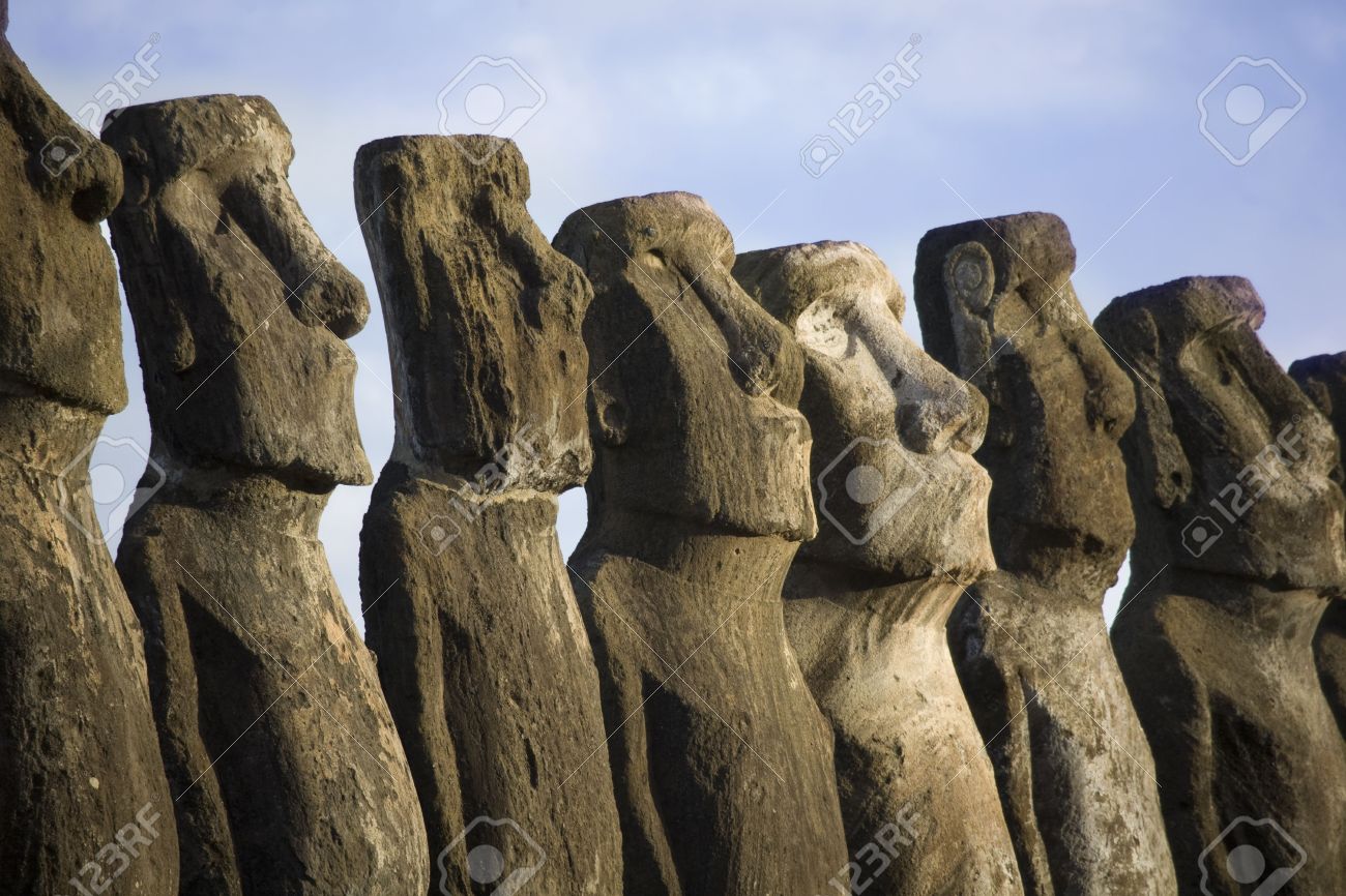 mysterious statues at easter island Stock Photo - 3125327
