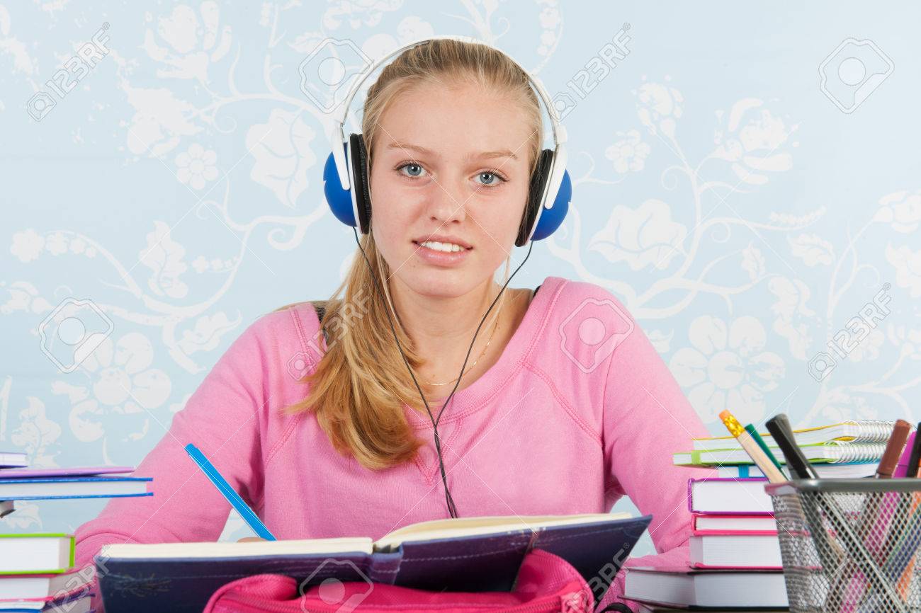 custom essay writer xstream