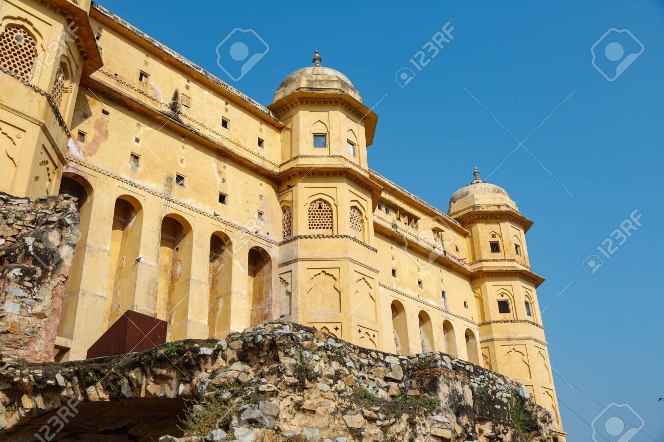 etiam-dictum-ipsum-a-felis