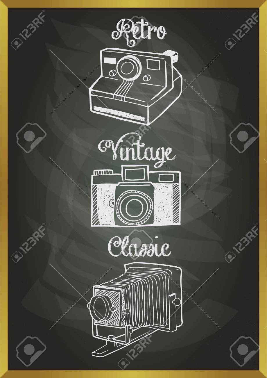 手書き黒板背景を持つクラシック カメラ のイラスト素材 ベクタ Image