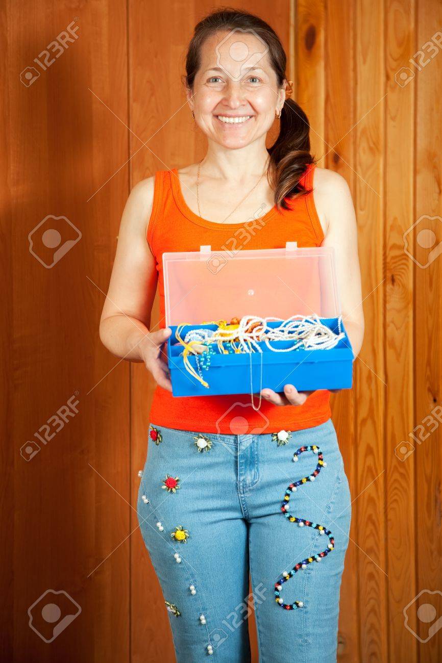 mature women in jeans