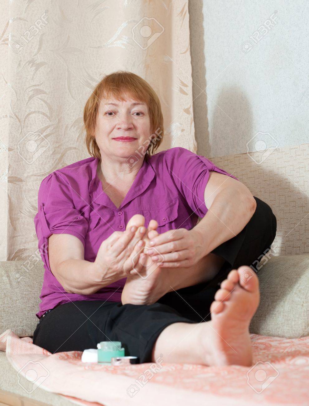mature female feet Sexy lesbian big boobs