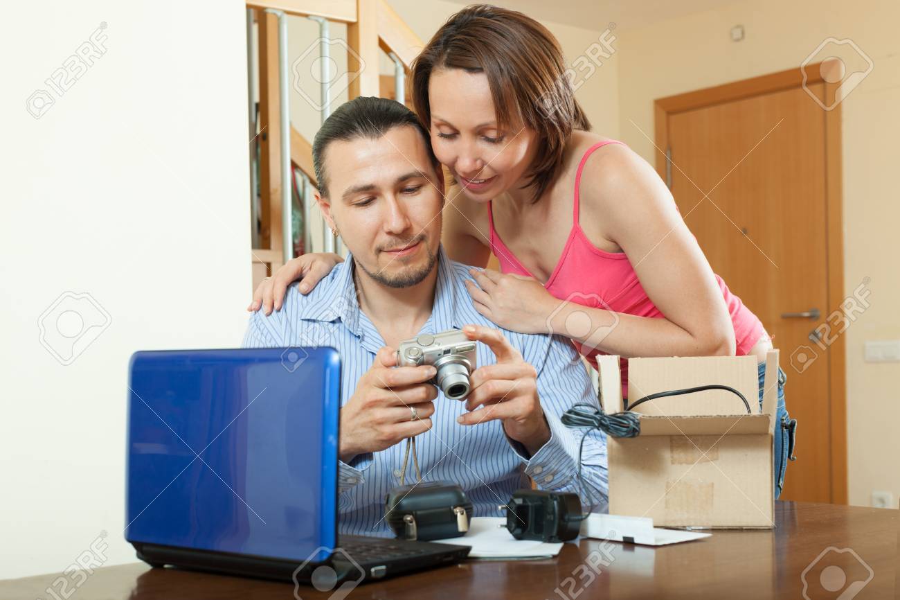 HUSBAND AND WIFE THREESOME SEX Adult dating sites in missouri
