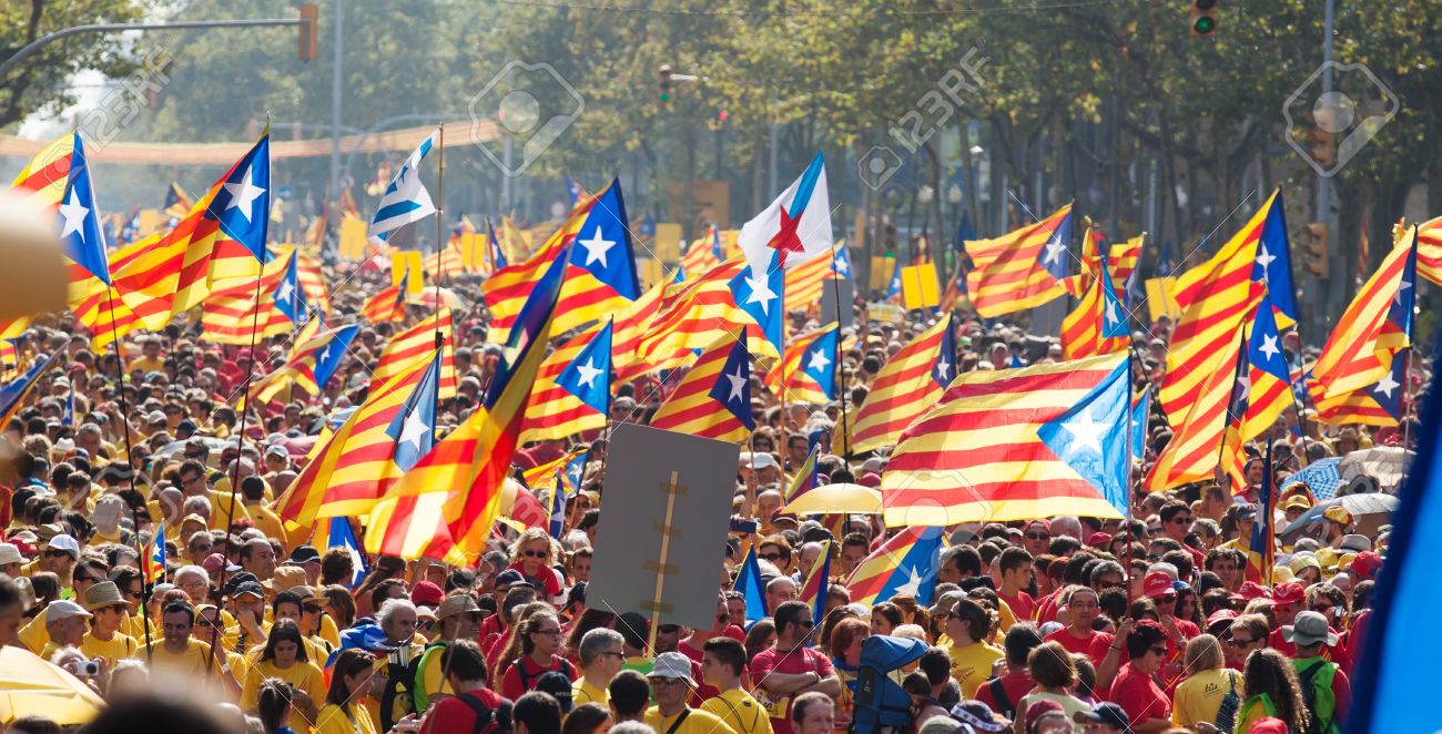 Risultati immagini per foto della catalogna in festa