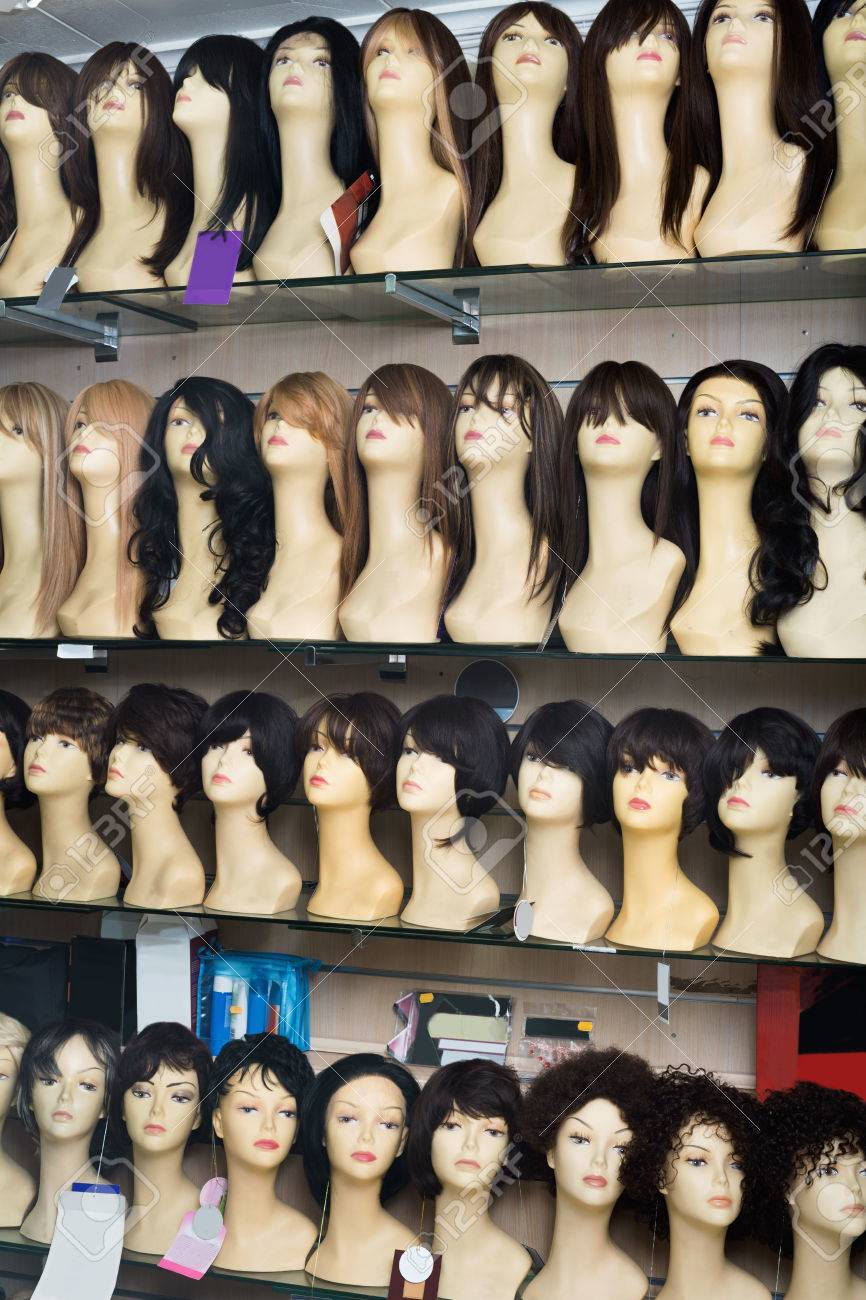 coiffure avec perruque