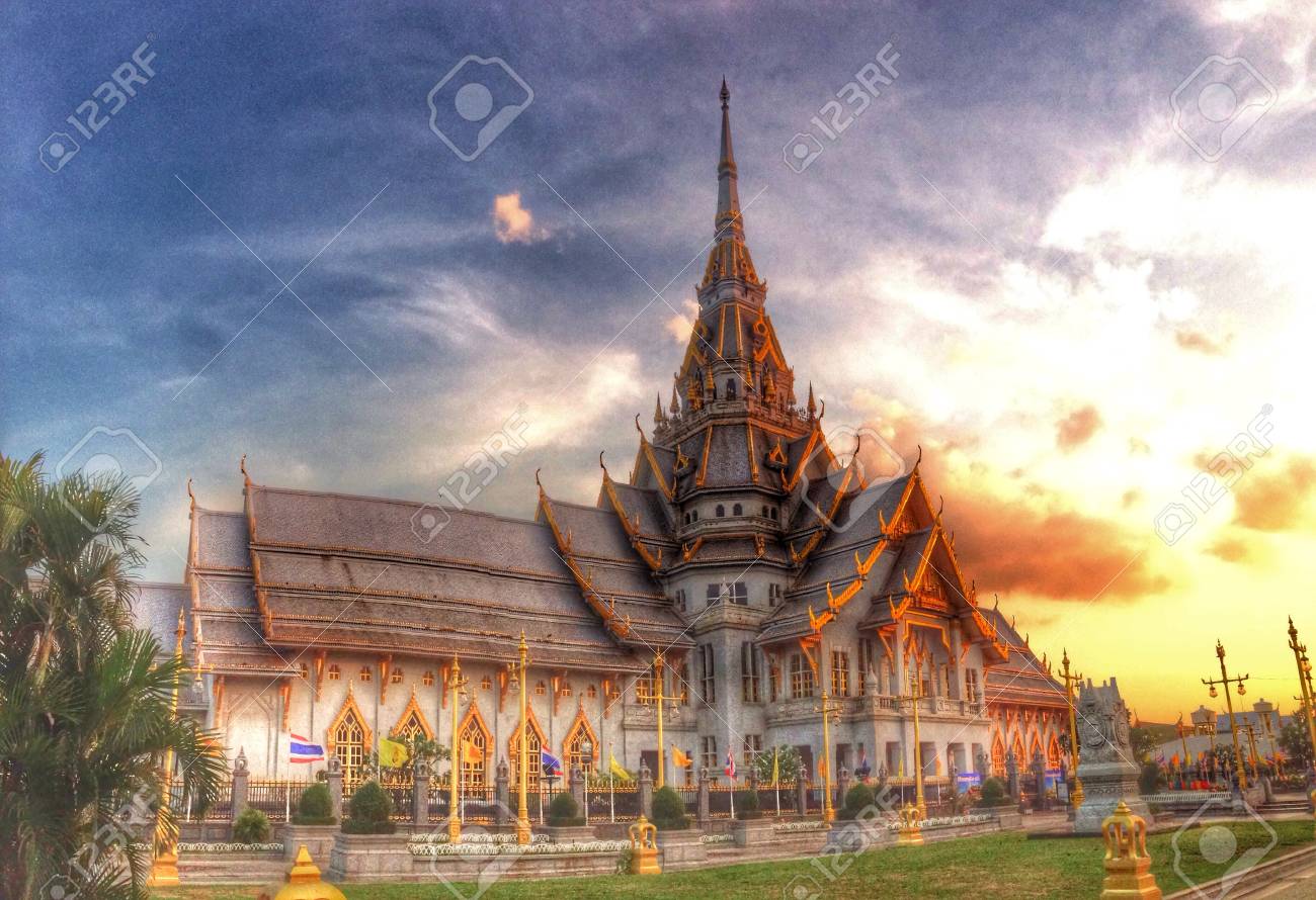 etiam-dictum-ipsum-a-felis