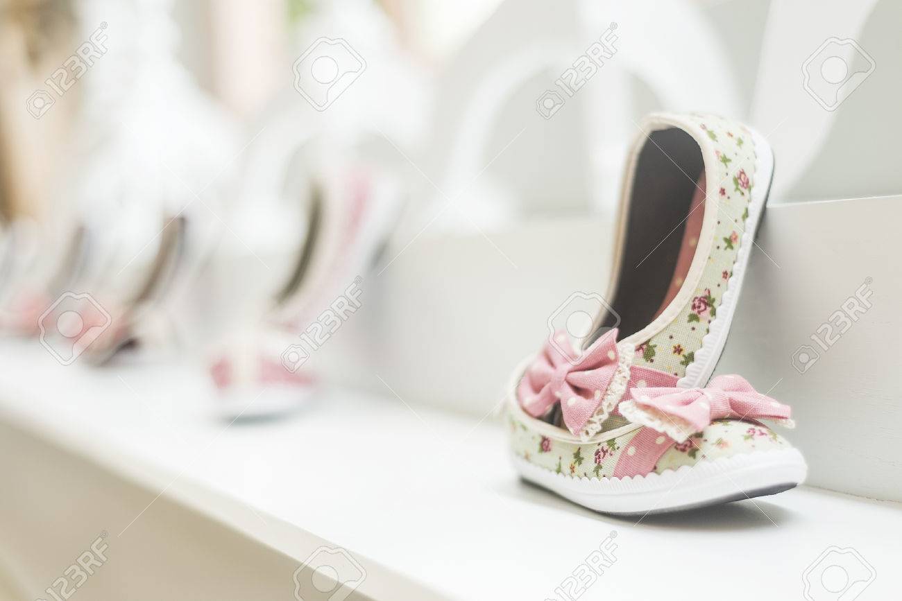 girls shoes shop
