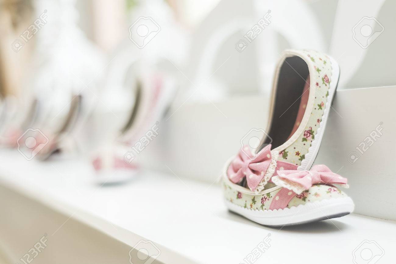 girls shoes shop