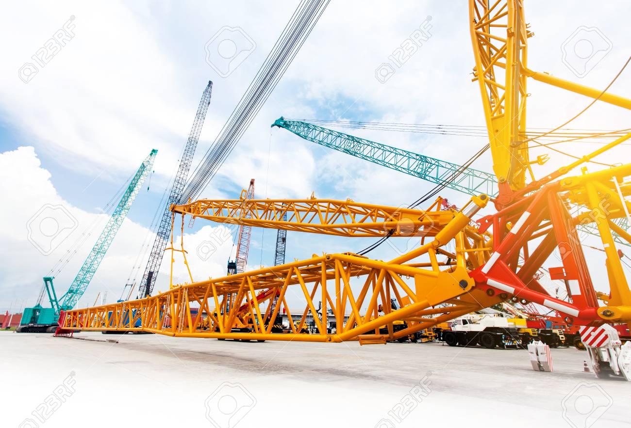 モバイル建設用クレーンとクレーン車 重工業 の写真素材 画像素材 Image モバイル建設用クレーンとクレーン車 重工業 の写真素材 画像素材 Image