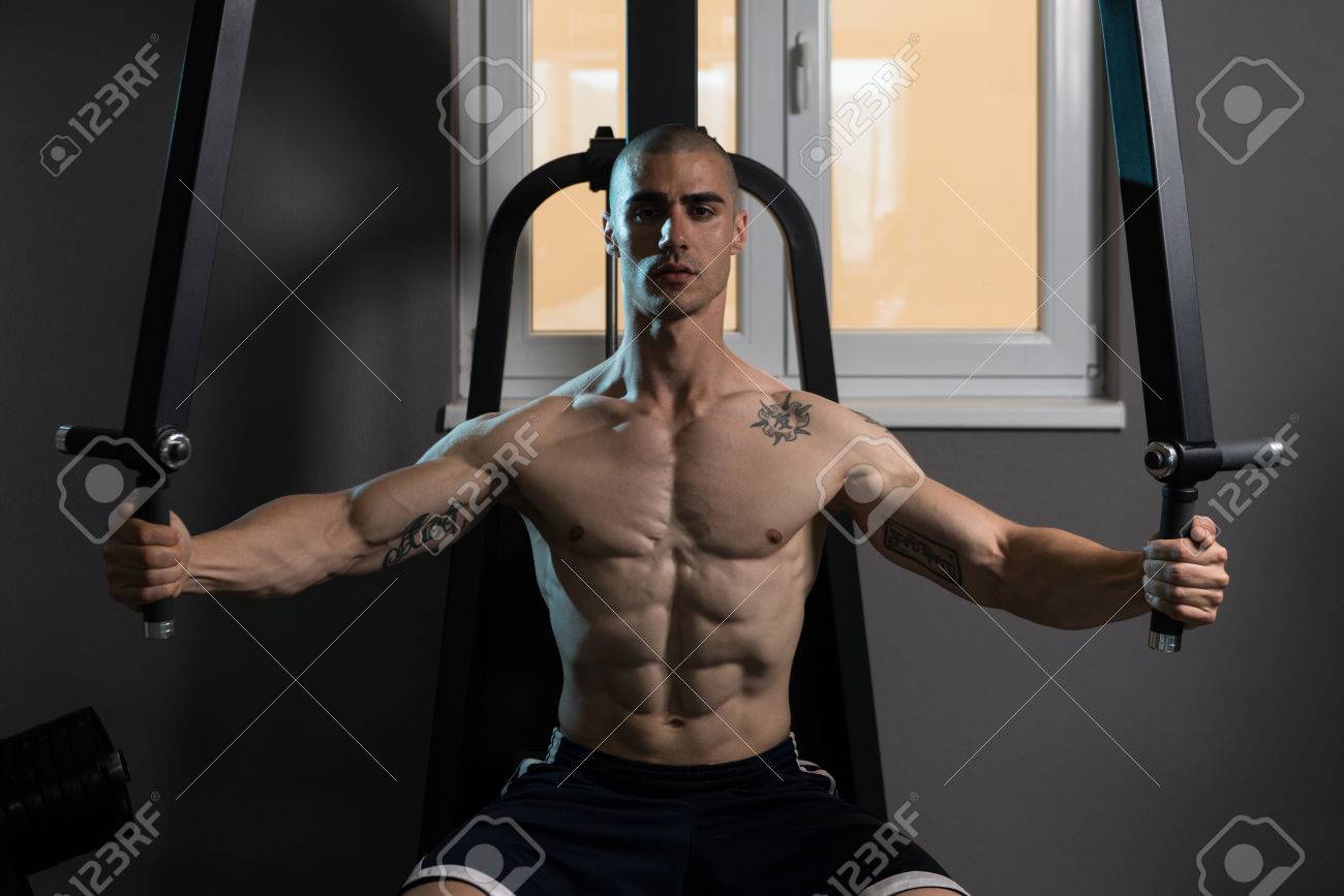 butterfly exercise machine