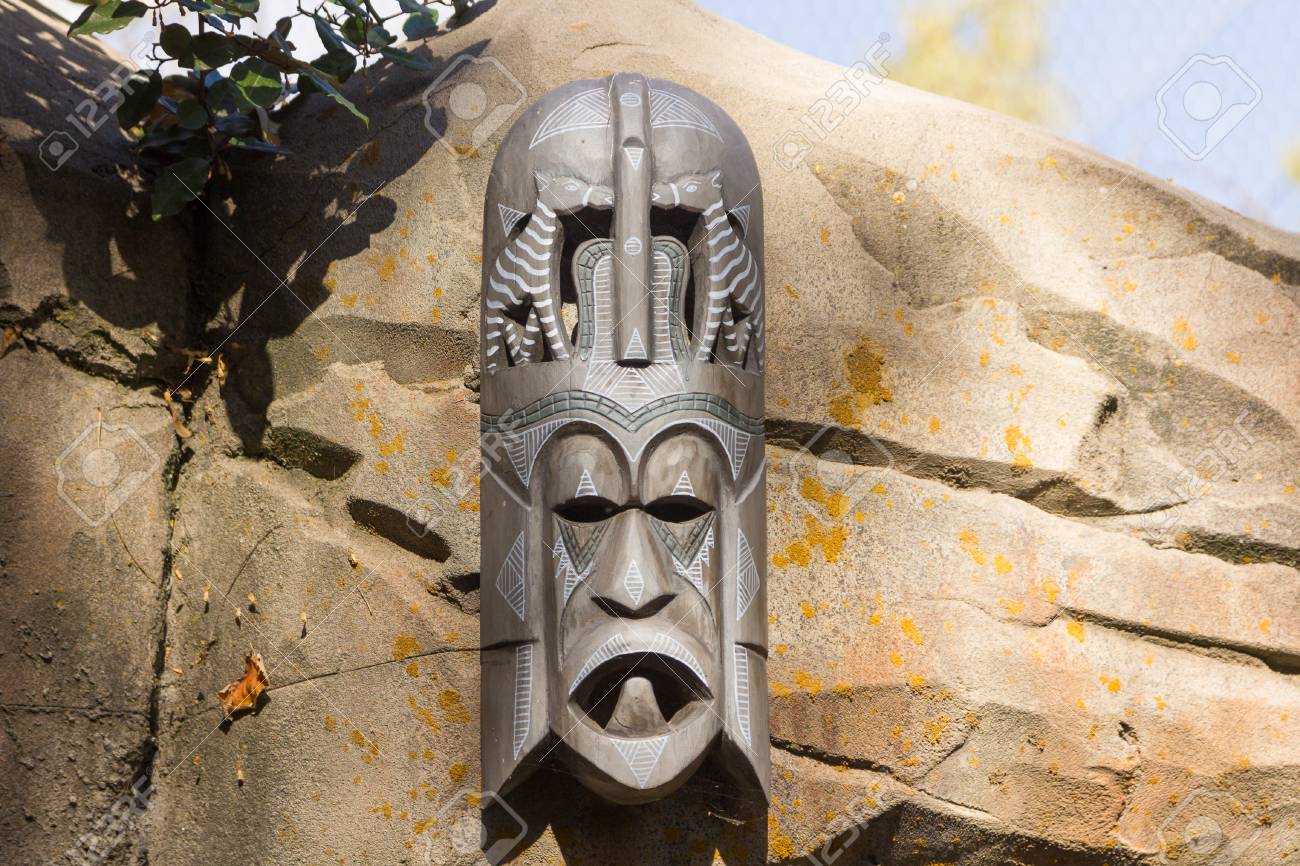 Pin on Masques et statues Afrique