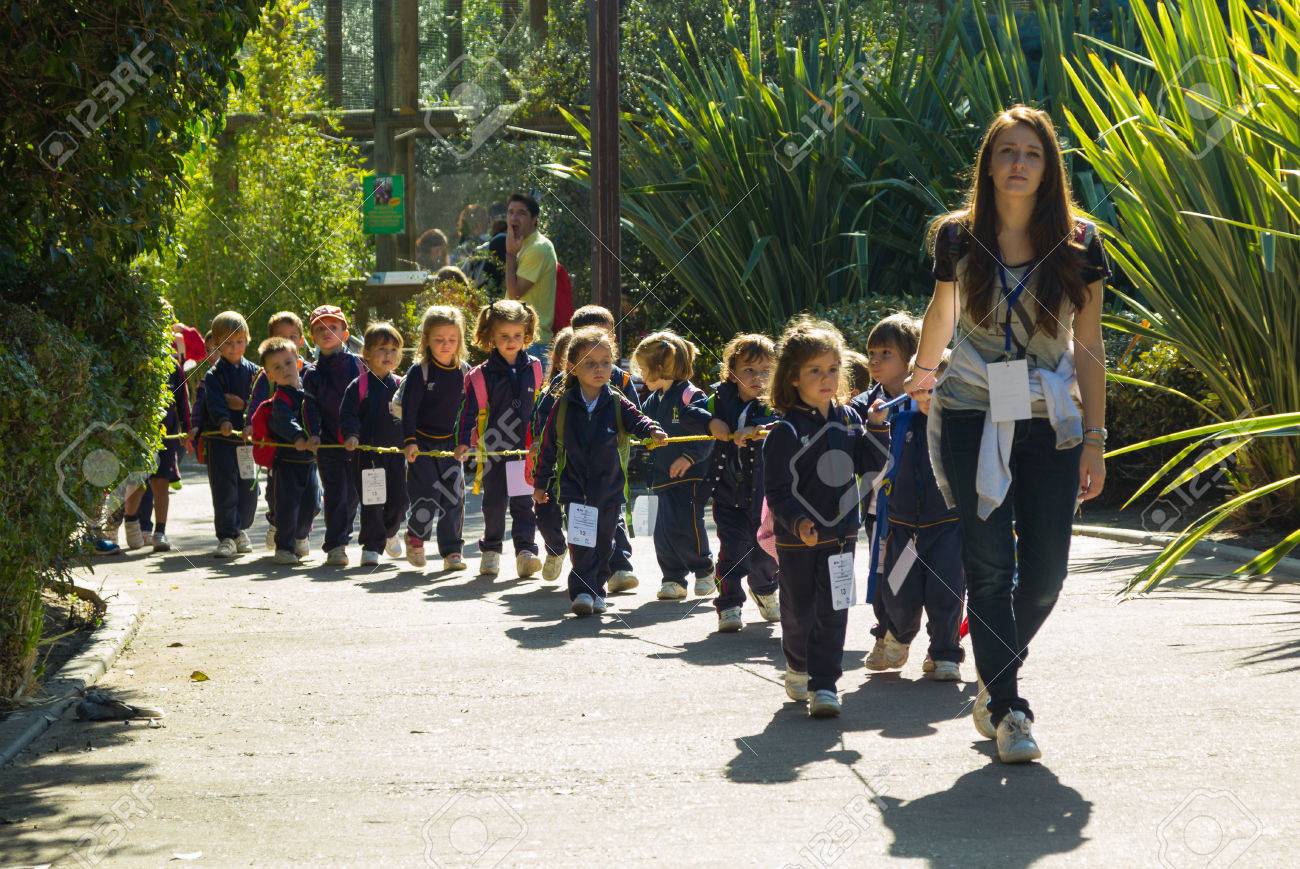 fila de niños