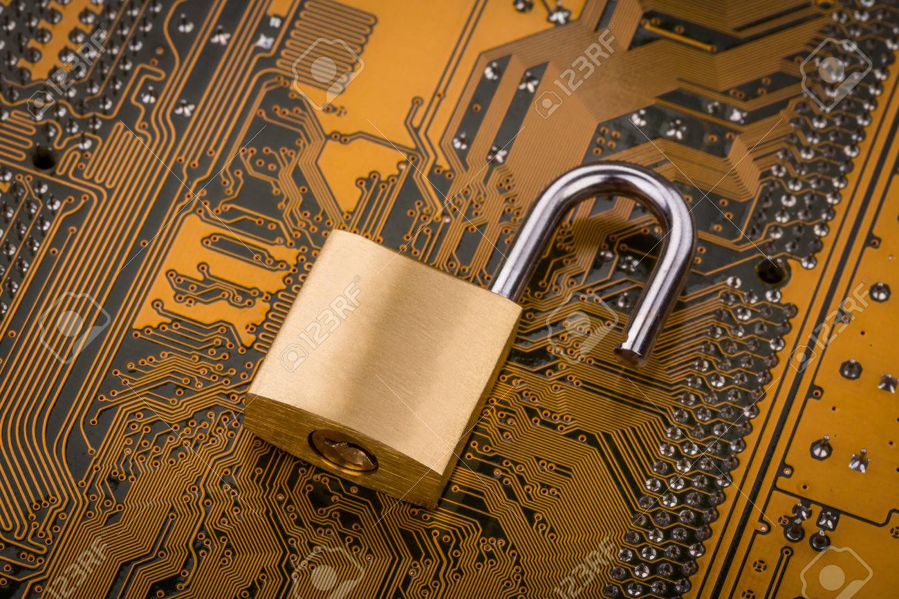 Protection concept : security lock on computer circuit board - 37620675 Protection concept : security lock on computer circuit board - 37620675