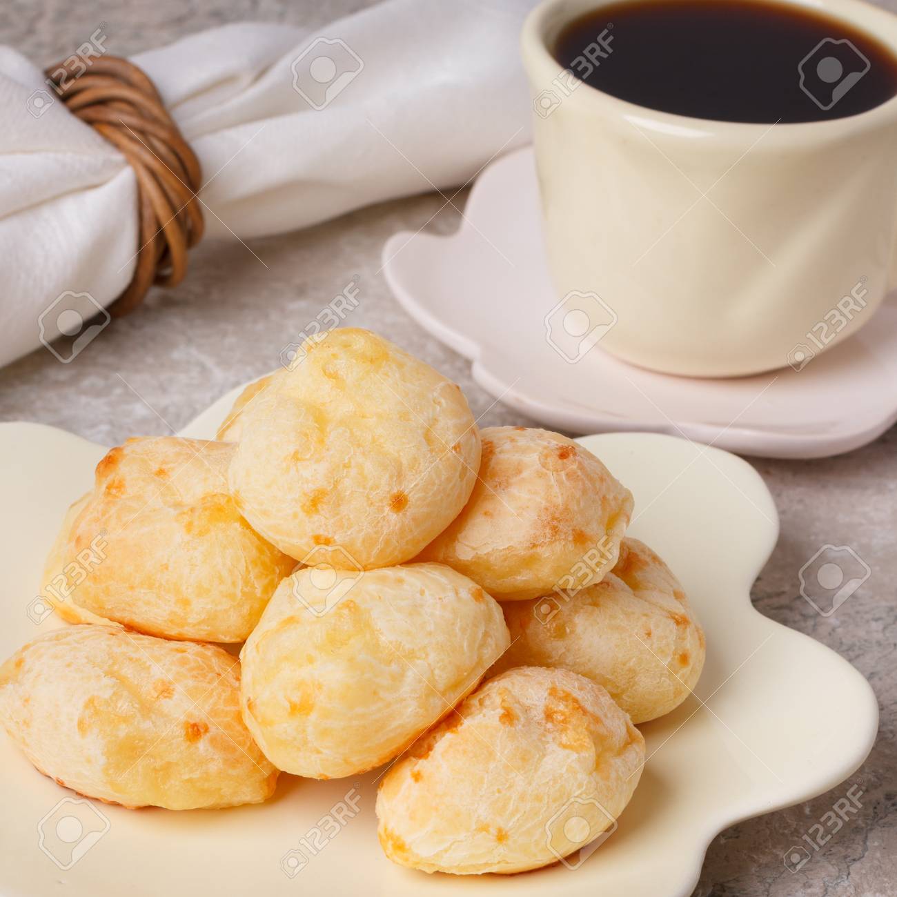 brazilian snack pao de