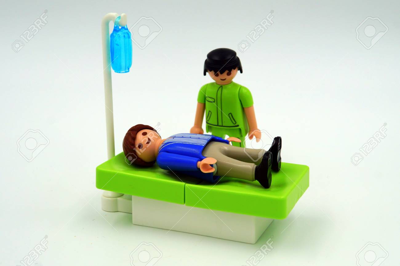 playmobil doctor