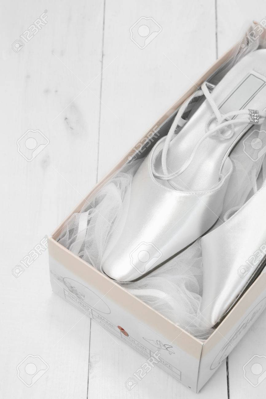 white closed in shoes