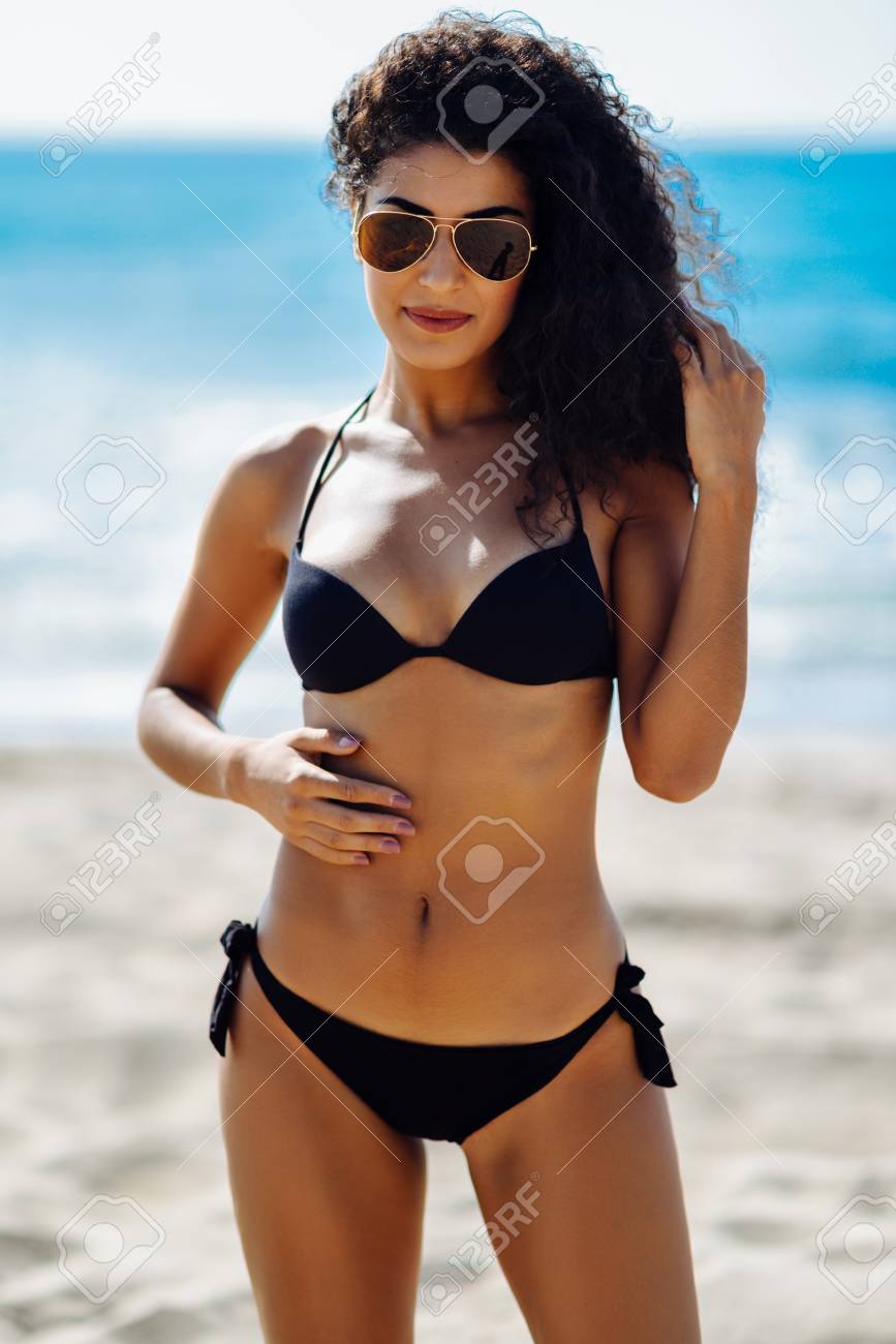 Teen bikini thumbs free innocent Mature bbw gets pounded sex gif