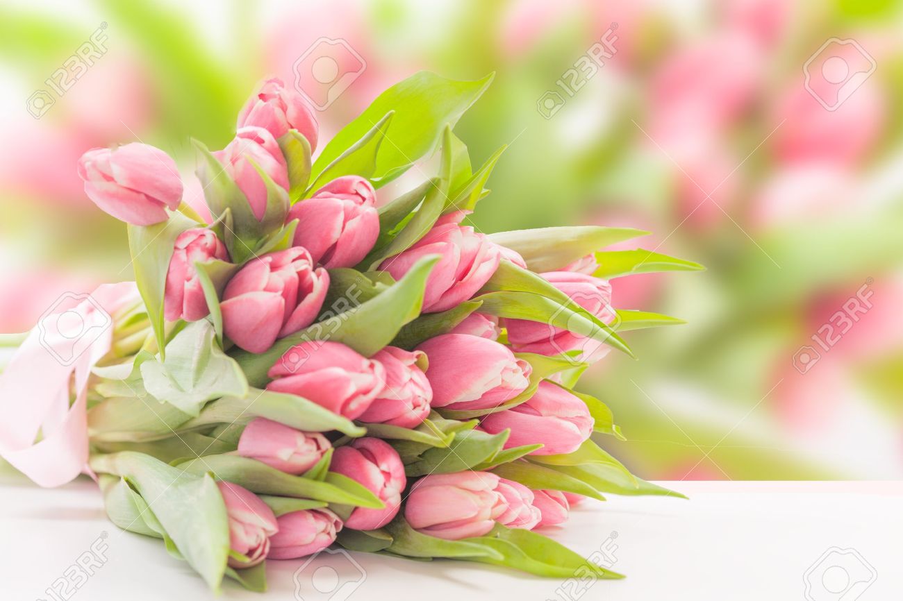 bunch of tulips flowers