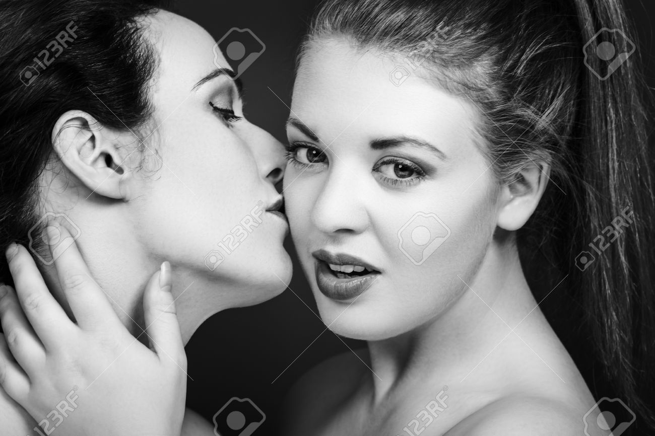 Last updated on Jul 21,
2016. two black lesbians Lez Talk: A Collection of Black Lesbian Short Fiction [S.