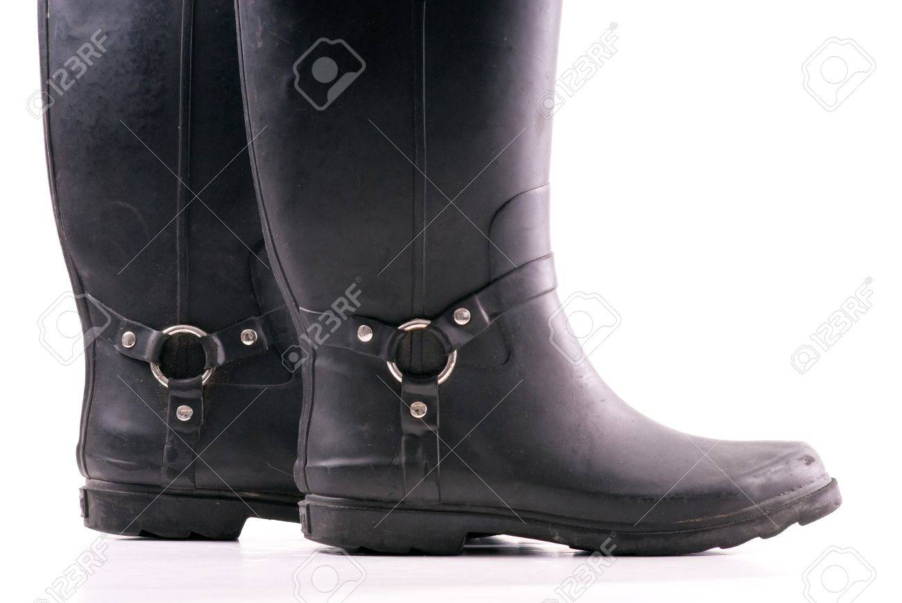 belted harness boots