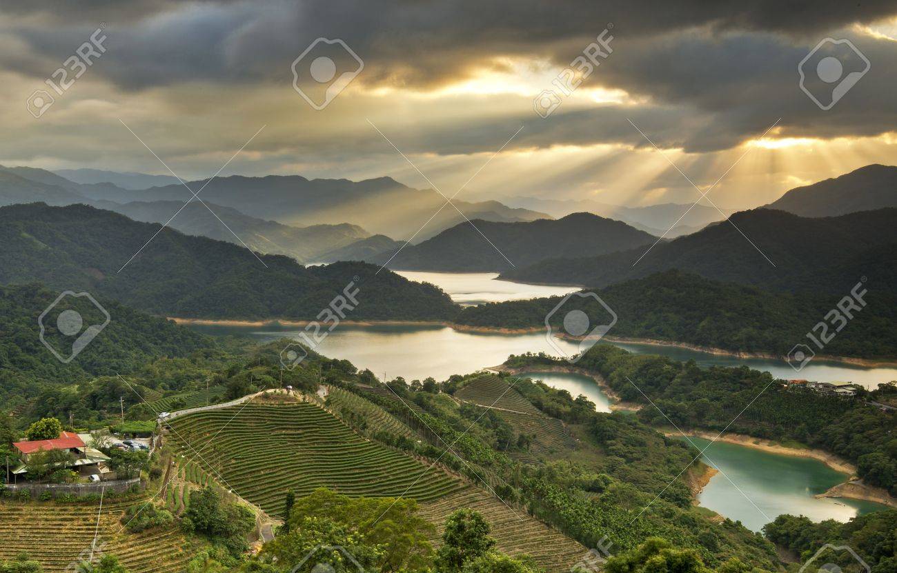Taiwan Taipei Beautiful mountains Sunset scenery - 18651756 Taiwan Taipei Beautiful mountains Sunset scenery - 18651756