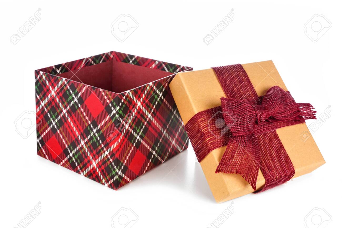 Red Plaid Wrapped Open Christmas Gift Box With Lid And Bow, Side View  Isolated On White Stock Photo, Picture and Royalty Free Image. Image  134115406.
