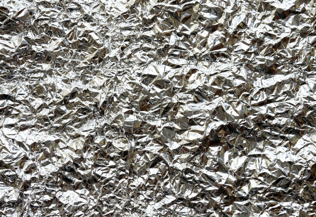 しわくちゃの銀アルミ箔のバック グラウンド テクスチャ の写真素材 画像素材 Image