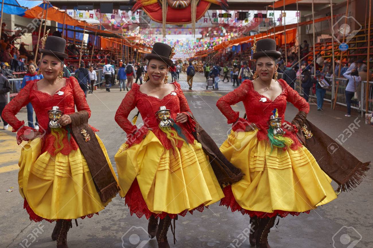 Luis Eugenio Amantini Venezuela y cultura de Bolivia 4 ORURO, BOLIVIA - El 26 De Febrero De 2017: Morenada Grupo De Danza En Trajes Coloridos Desfilar A Través De La Ciudad Minera De Oruro En El Altiplano De Bolivia Durante El