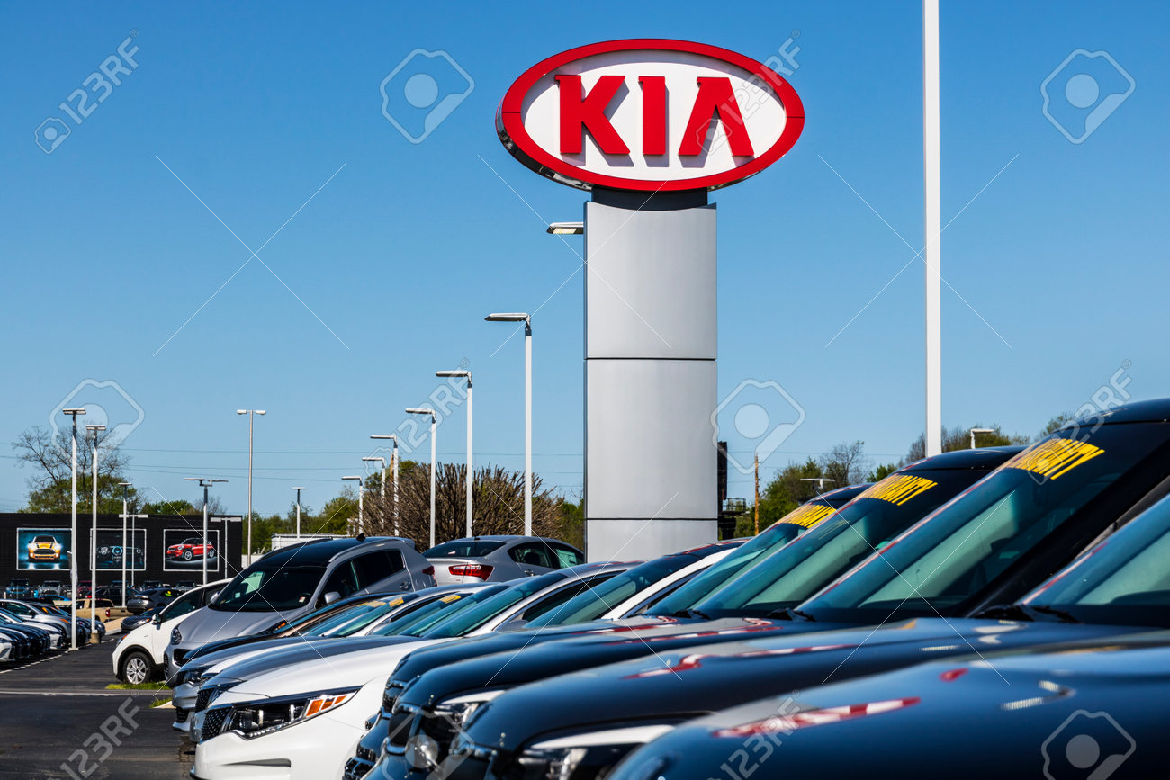 Hyundai Dealership Indianapolis >> Indianapolis Circa April 2017 Kia Motors Local Car Dealership Hyundai Dealership Indianapolis >> Indianapolis Circa April 2017 Kia Motors Local Car Dealership
