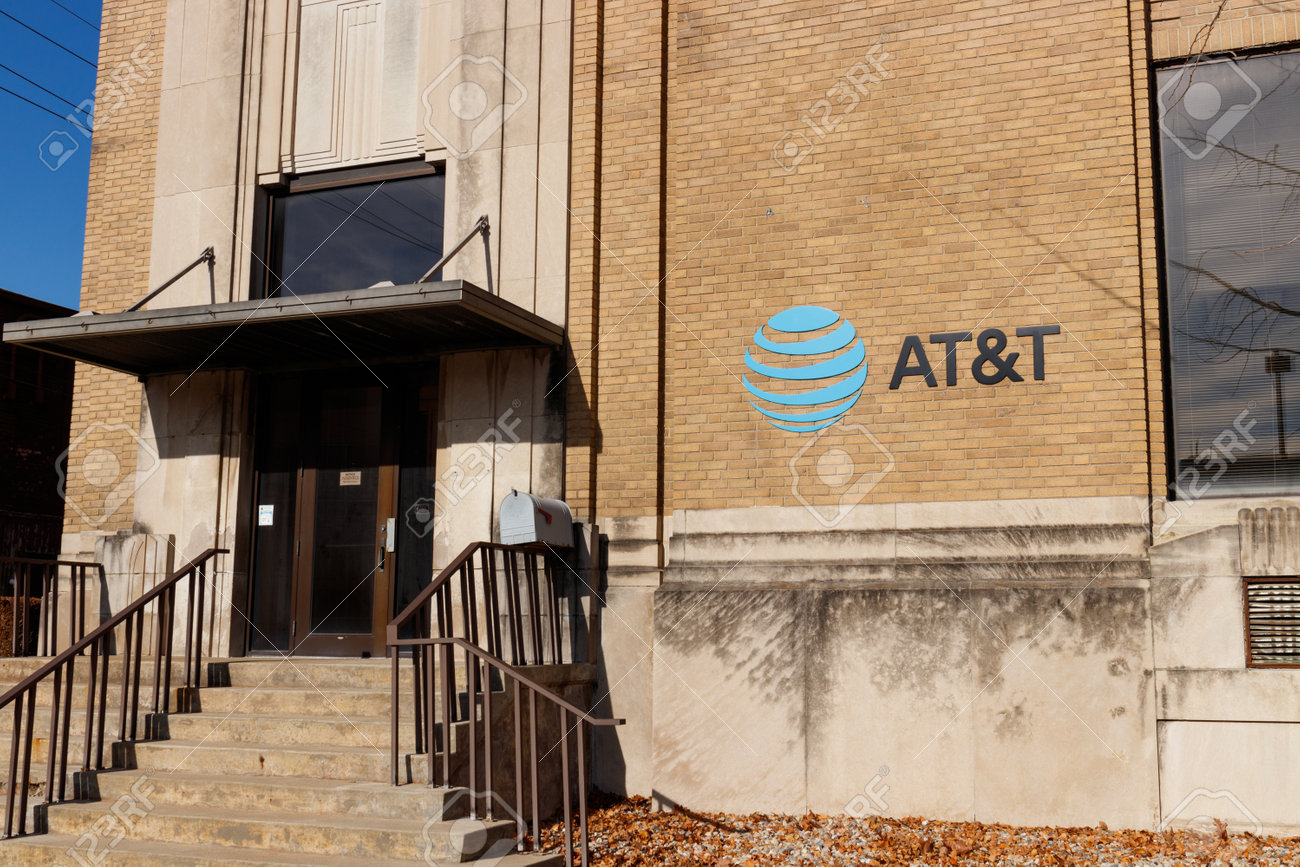 Kokomo Circa December 2018 At T Mobility Wireless Retail Store