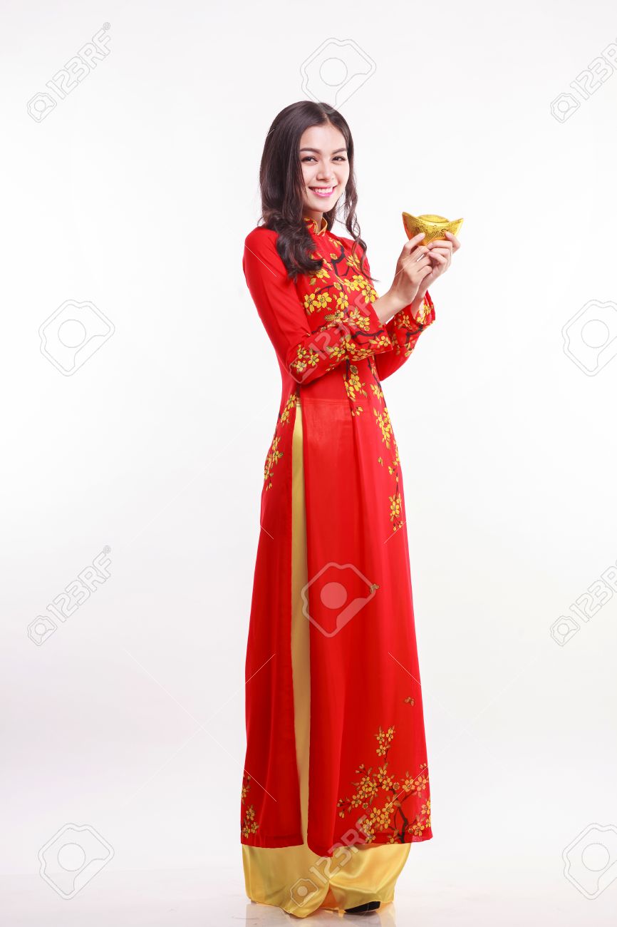 gold ao dai