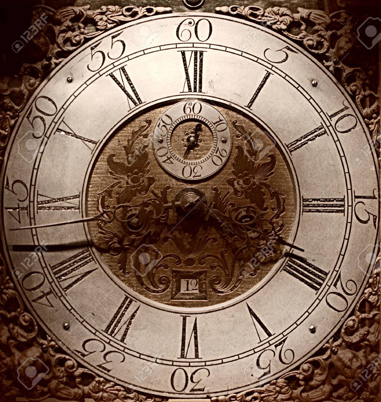 古いレトロな時計 の写真素材 画像素材 Image 31766386