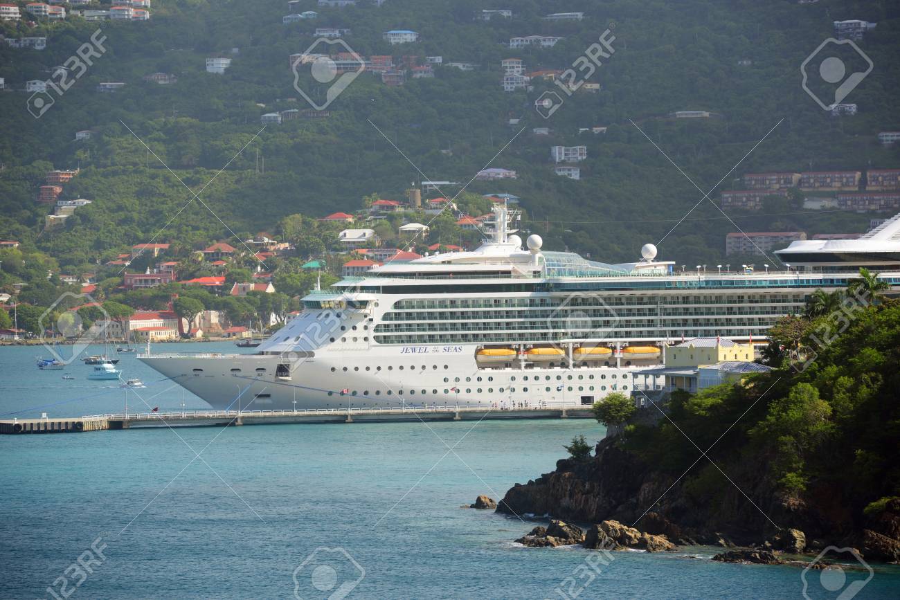 ロイヤル カリブ海クルーズ船海の宝石は セント トーマス島 米領バージン諸島にドッキング の写真素材 画像素材 Image