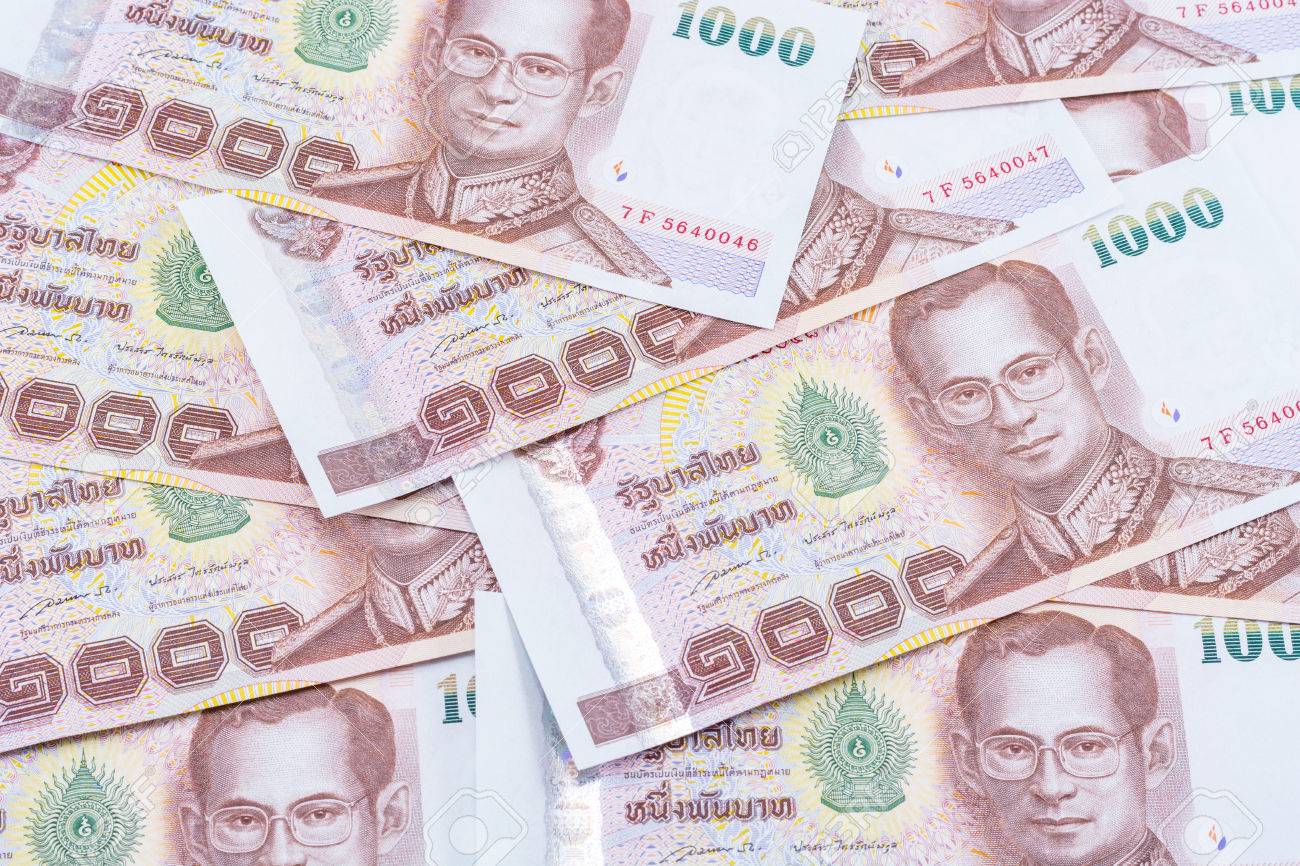 タイのお金、タイの通貨の 1000 バーツの写真素材・画像素材 Image 42521061