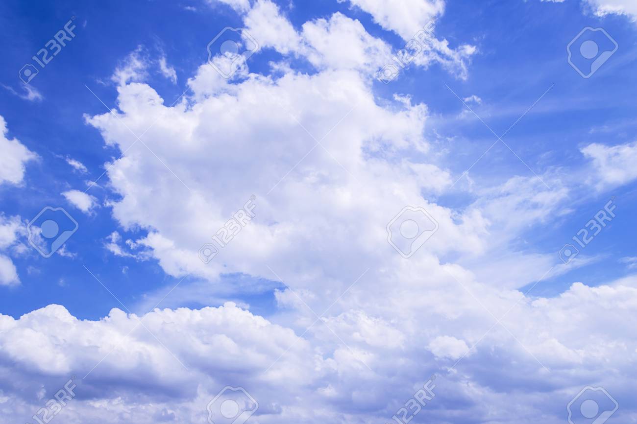 DREAMS FLOAT 青空と白い雲 DREAMS FLOAT 青空と白い雲