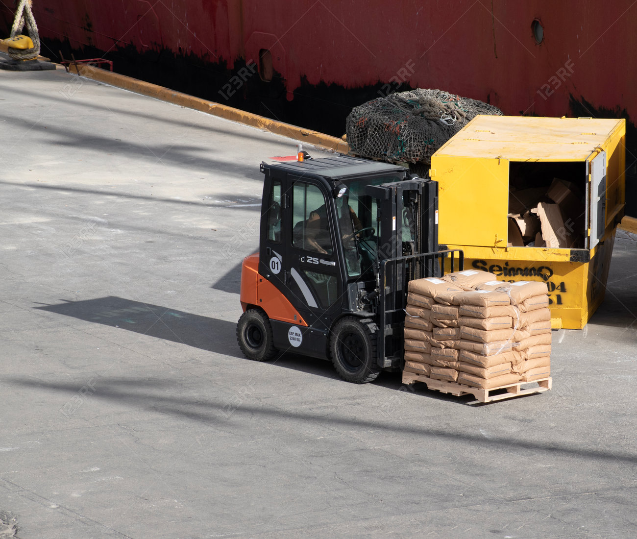 etiam-dictum-ipsum-a-felis