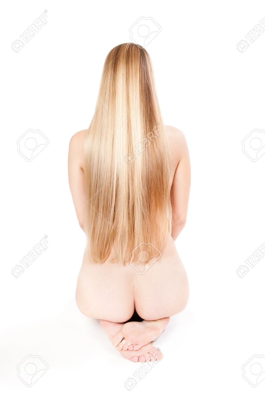 後姿ヌード 非常に長いブロンドの髪と白い背景の前で美しいヌード女性の後姿の写真素材・画像素材 Image 11678985