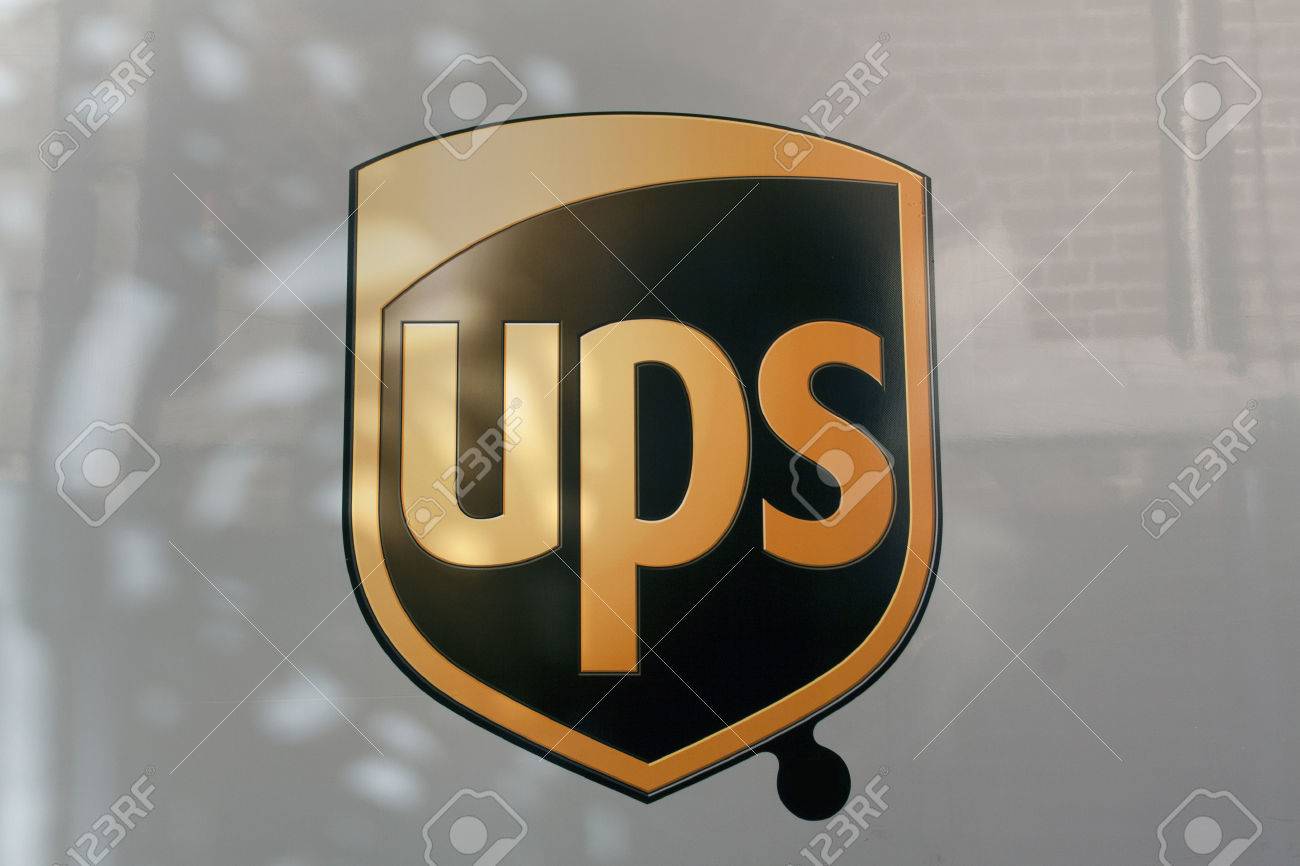 アムステルダム オランダ Januari 8 16 ユナイテッドパーセル サービス Ups は世界で最大かつ最古の宅配便サービス の写真素材 画像素材 Image