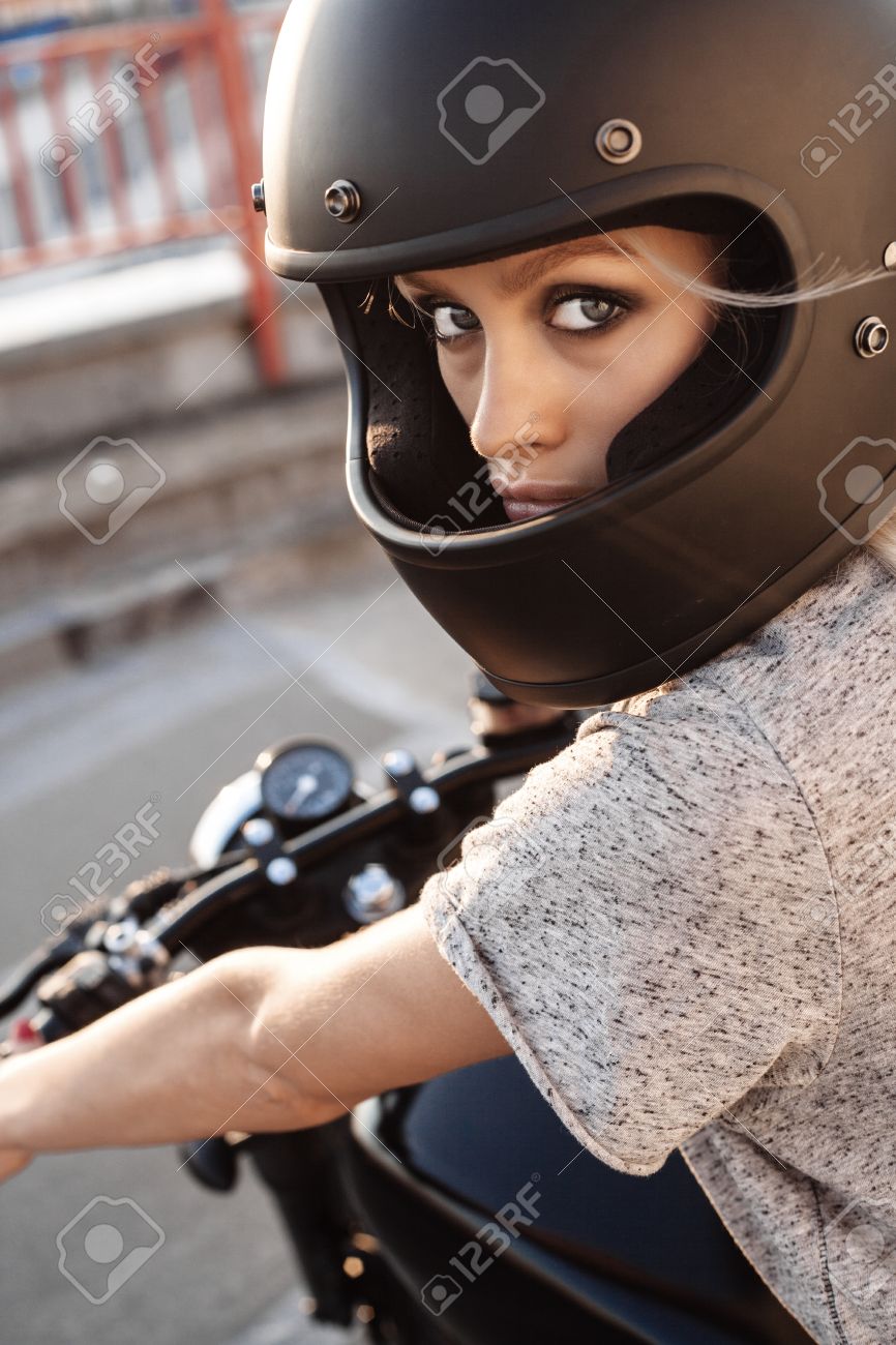 Sexy Femme Fille De Motard Noir Casque Intégral Visage De Moto