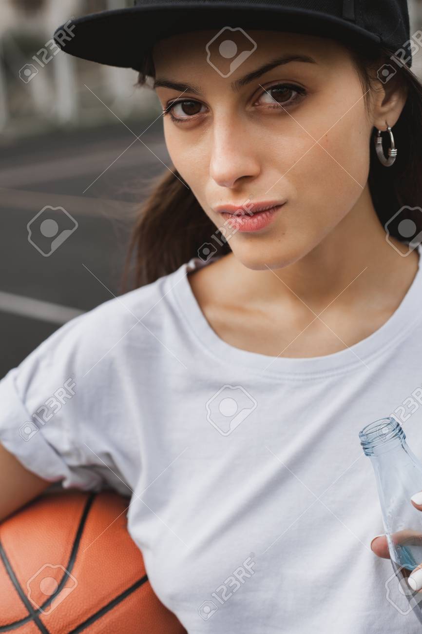 una maglietta sportiva