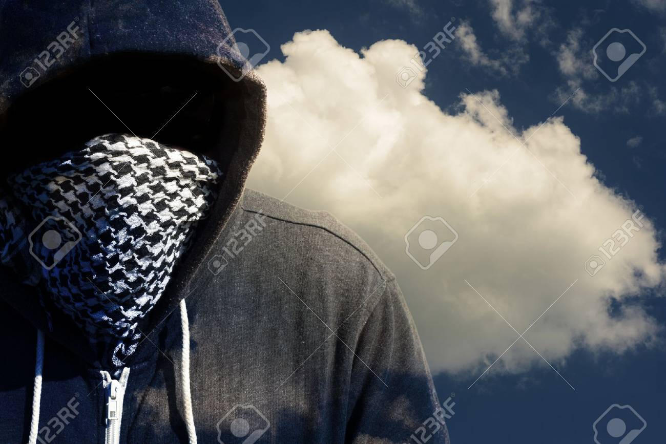 À Capuchon Et Masqué Voleur Ordinateur Pirate Avec Un Fond 