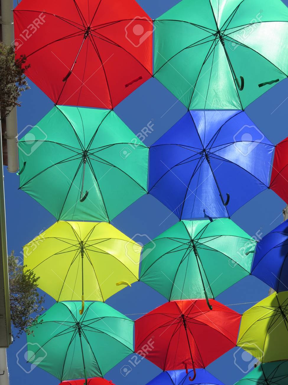 Paraguas De Colores En La Para La Fiesta Local, Alora, Andalucía Fotos, Retratos, Imágenes Fotografía De Archivo De Derecho. Image 43816502.