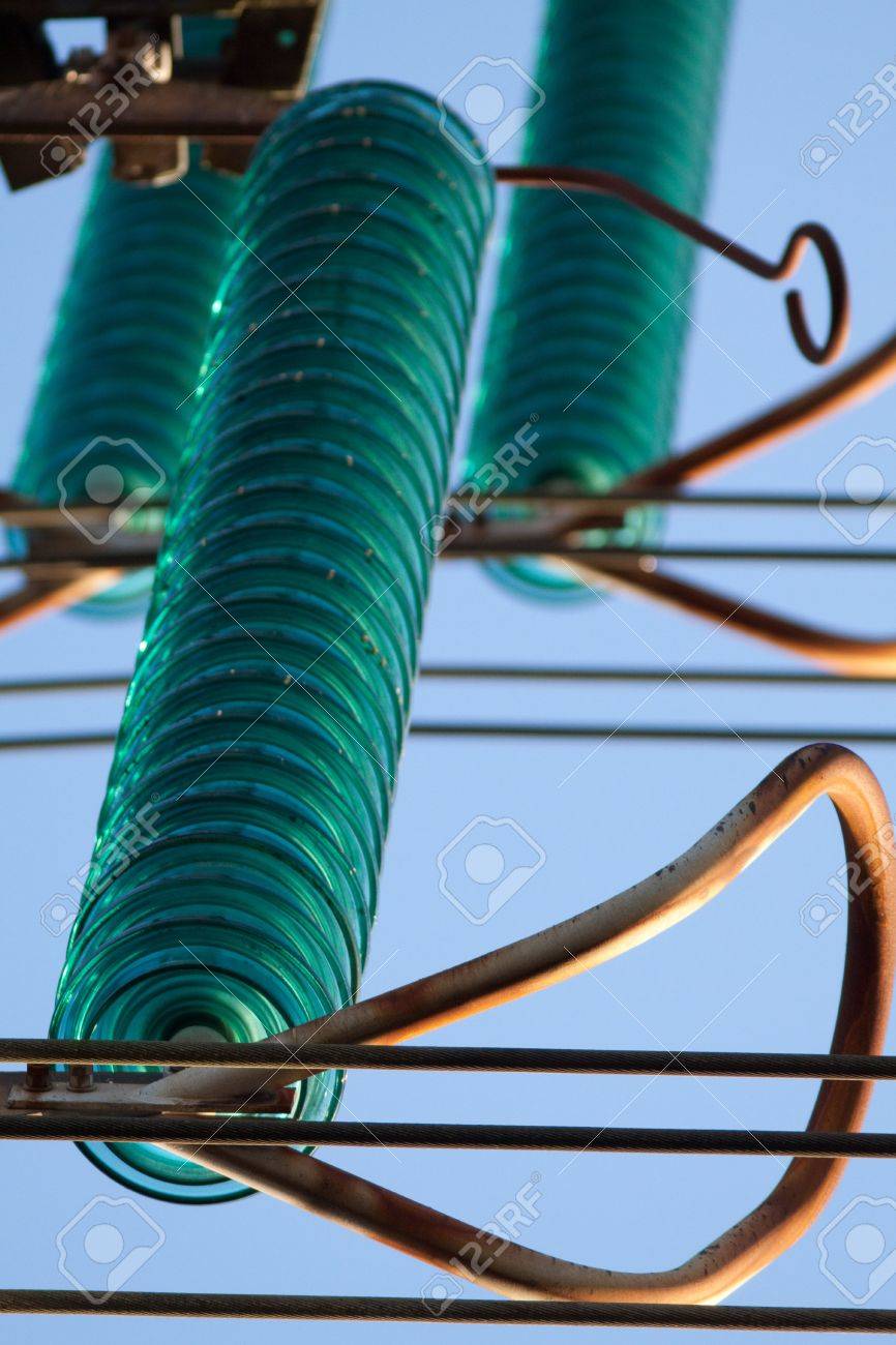 電気パイロンのガラス絶縁体 の写真素材 画像素材 Image