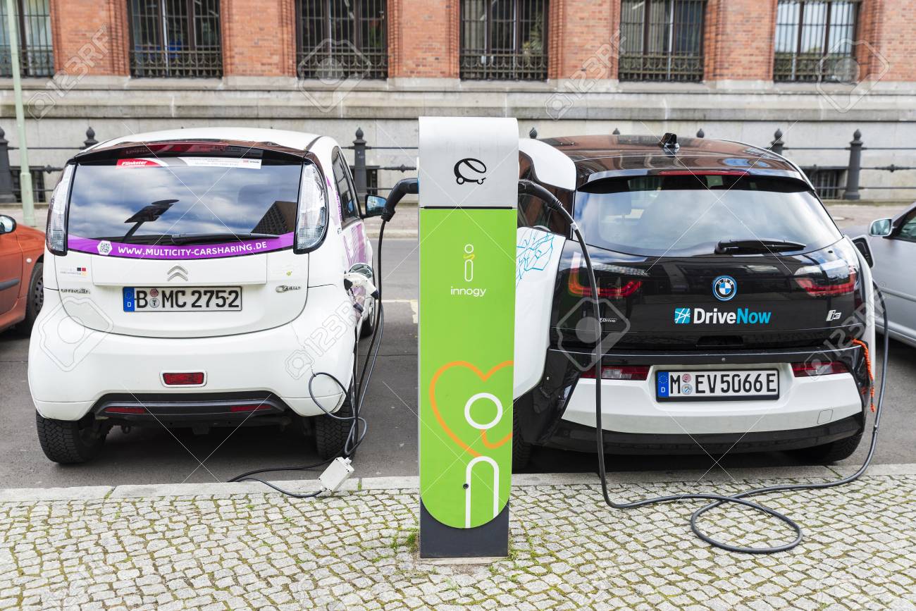 Berlin Germany April 14 17 Electric Cars Models Bmw I3 Stock Photo Picture And Royalty Free Image Image